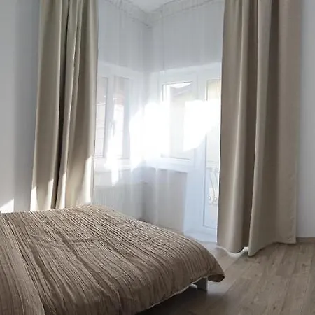 Casa Florescu 13 3*