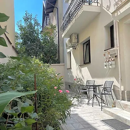 Aparthotel Casa Florescu 13