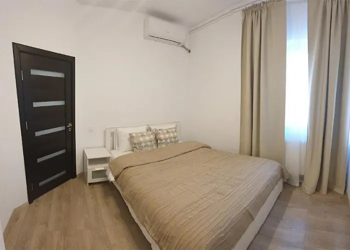 アパートホテル Casa Florescu 13