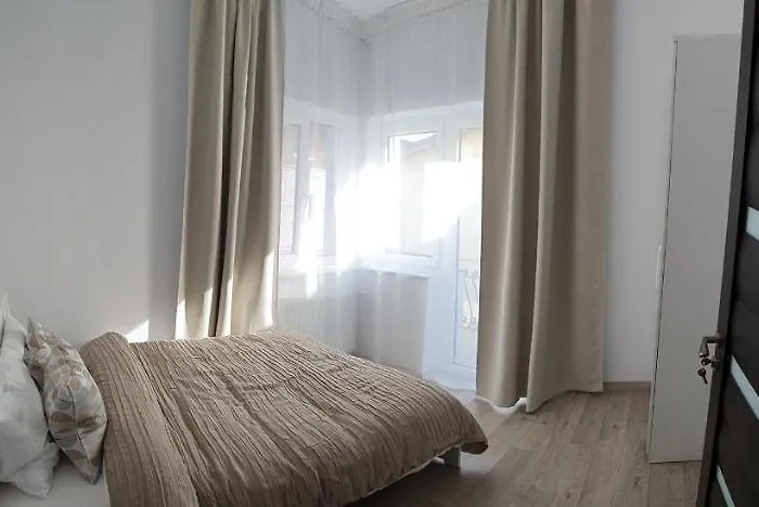 Casa Florescu 13 3*